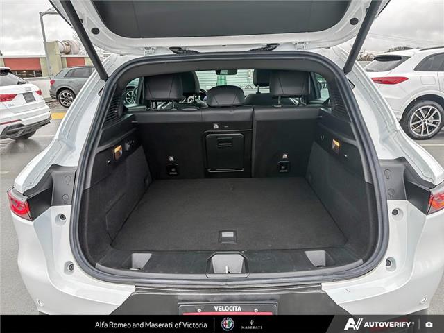 2024 Alfa Romeo Tonale PHEV Veloce (Stk: 912100) in Victoria - Image 12 of 25