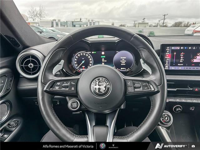2024 Alfa Romeo Tonale PHEV Veloce (Stk: 912100) in Victoria - Image 14 of 25