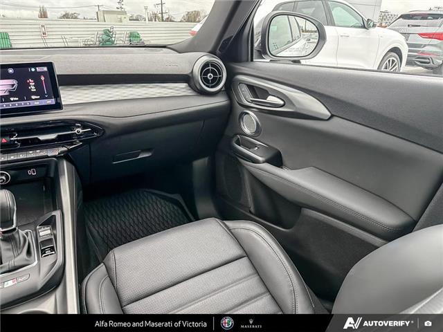 2024 Alfa Romeo Tonale PHEV Veloce (Stk: 912100) in Victoria - Image 25 of 25