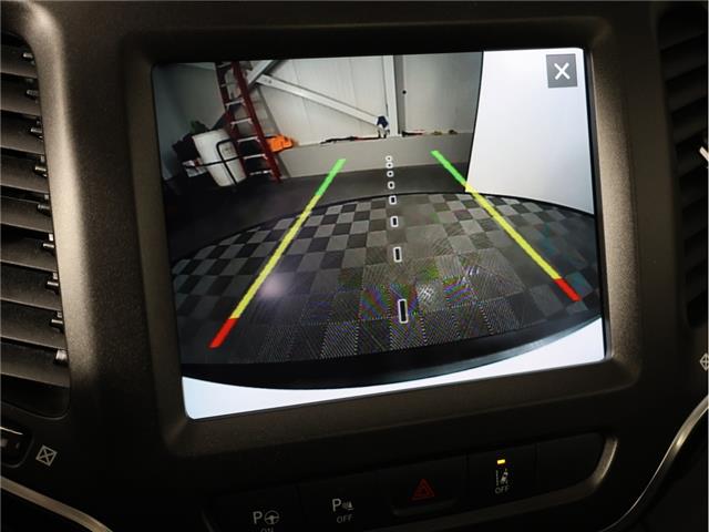 2021 Jeep Cherokee Trailhawk (Stk: 25J254A) in Calgary - Image 17 of 22