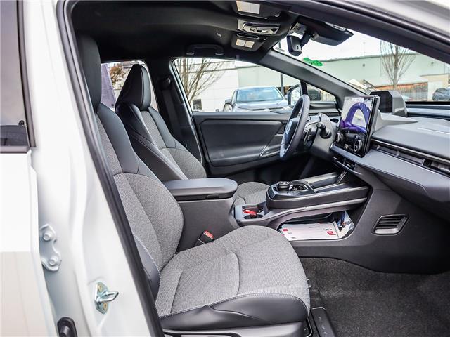 2026 Toyota bZ XLE (Stk: T9679) in Welland - Image 13 of 25