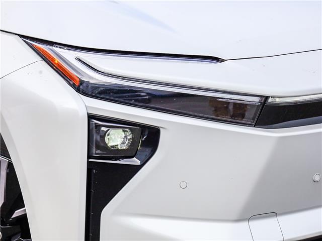 2026 Toyota bZ XLE (Stk: T9679) in Welland - Image 8 of 25