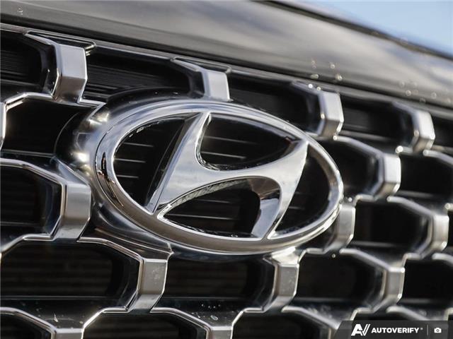 2023 Hyundai Santa Fe Preferred w/Trend Package (Stk: 112161) in London - Image 9 of 26