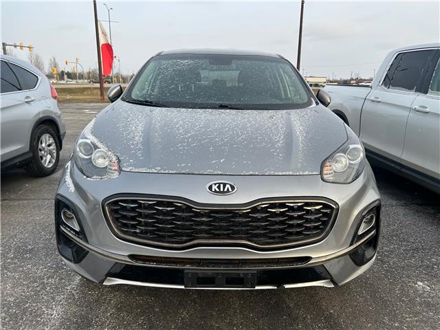 2020 Kia Sportage LX (Stk: 26042A) in Steinbach - Image 2 of 4