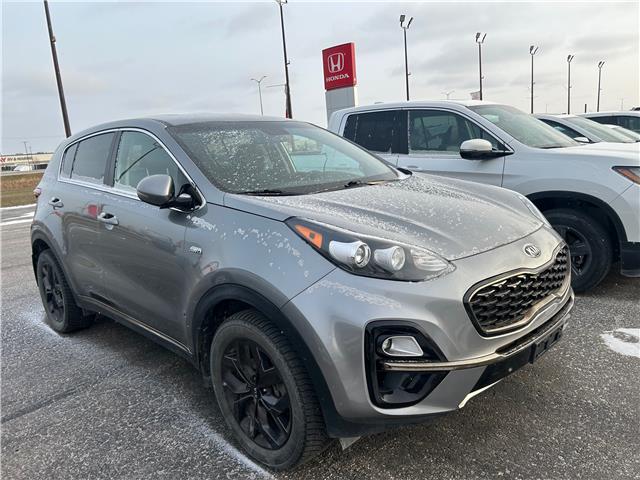 2020 Kia Sportage LX (Stk: 26042A) in Steinbach - Image 3 of 4