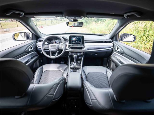 2025 Jeep Compass North (Stk: S626366) in Surrey - Image 9 of 21
