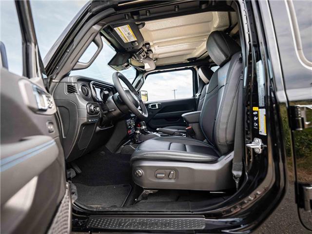 2025 Jeep Wrangler 4xe Rubicon (Stk: S640717) in Surrey - Image 8 of 24