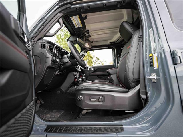2025 Jeep Wrangler Rubicon (Stk: S653182) in Surrey - Image 8 of 21