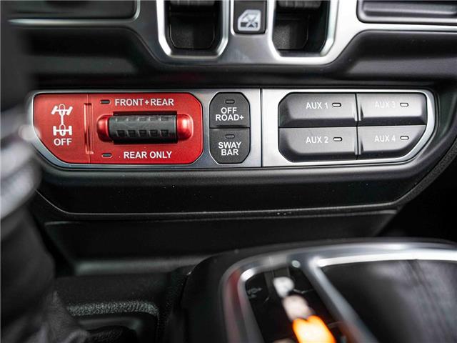 2025 Jeep Wrangler Rubicon (Stk: S653182) in Surrey - Image 15 of 21