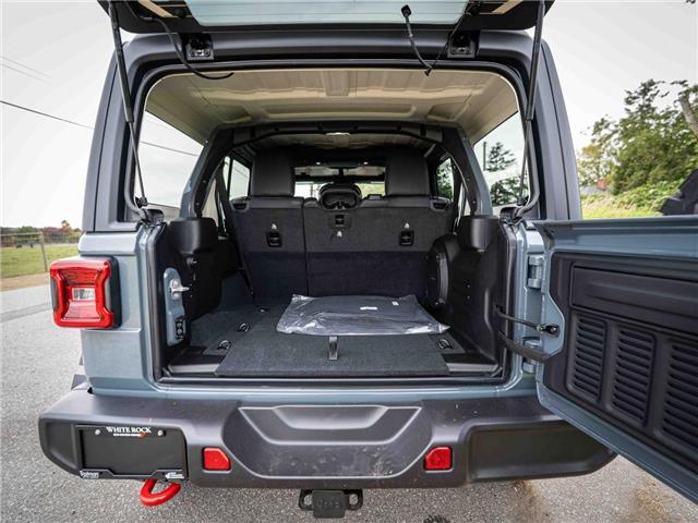 2025 Jeep Wrangler Rubicon (Stk: S653182) in Surrey - Image 19 of 21