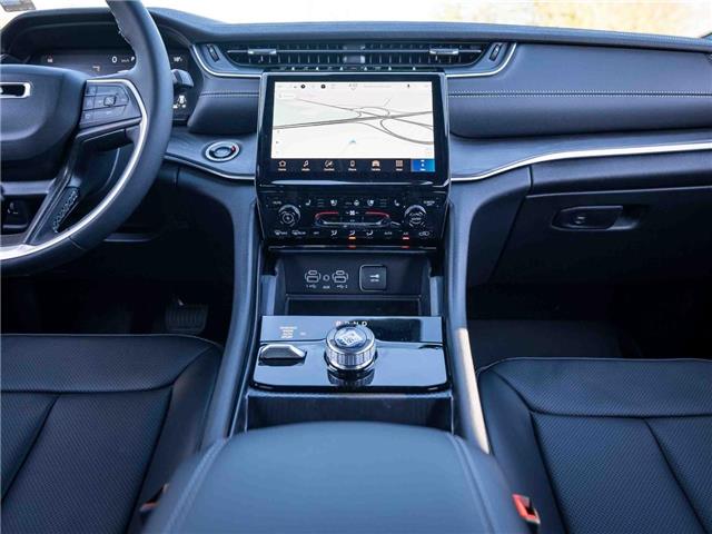 2025 Jeep Grand Cherokee Limited (Stk: S347418) in Surrey - Image 12 of 21