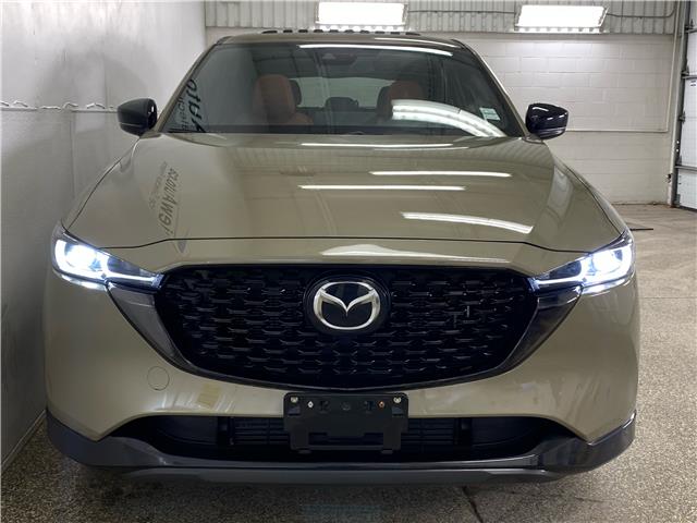 2025 Mazda CX-5 Suna (Stk: 43249J) in Belleville - Image 2 of 27