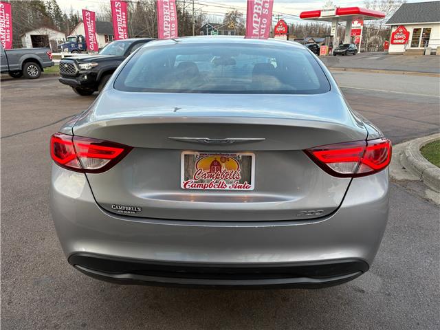 2015 Chrysler 200 LX (Stk: A-684290) in Moncton - Image 5 of 20