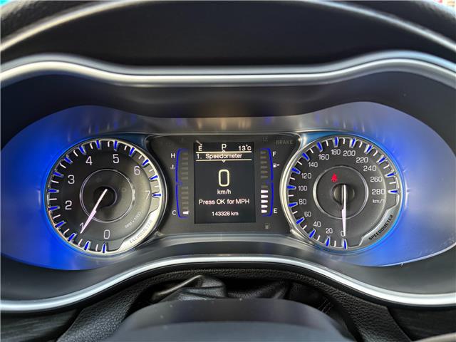 2015 Chrysler 200 LX (Stk: A-684290) in Moncton - Image 15 of 20
