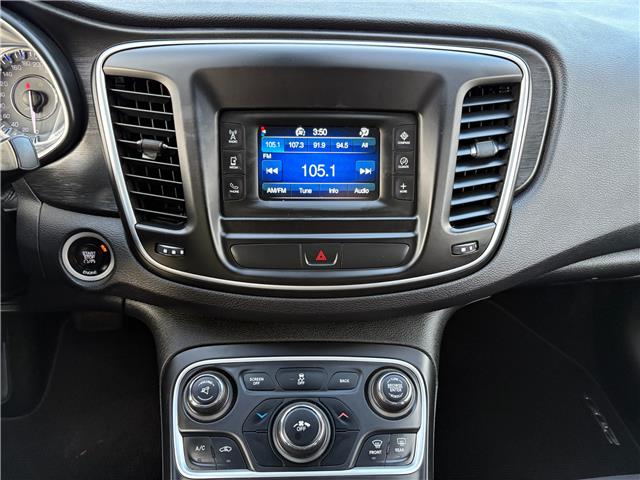 2015 Chrysler 200 LX (Stk: A-684290) in Moncton - Image 16 of 20