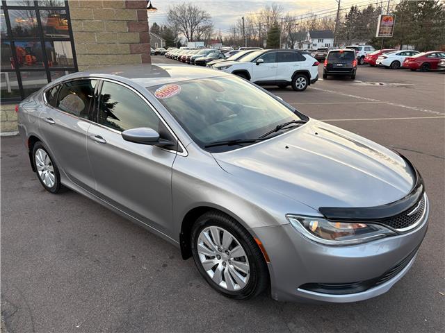 2015 Chrysler 200 LX (Stk: A-684290) in Moncton - Image 8 of 20