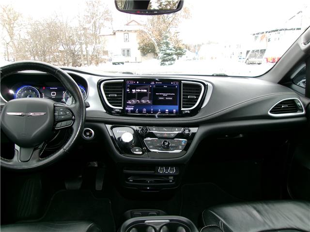 2021 Chrysler Pacifica Touring-L Plus in Kitchener - Image 23 of 24
