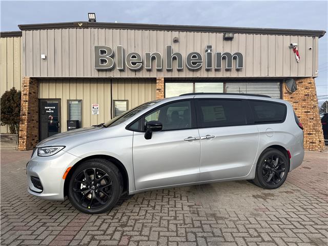 2026 Chrysler Pacifica Select (Stk: 6T14) in Blenheim - Image 1 of 17