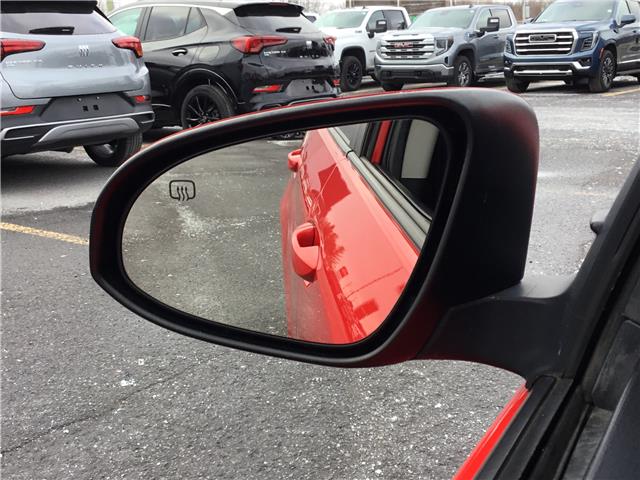 2015 Toyota Corolla S (Stk: 26163A) in Cornwall - Image 26 of 28