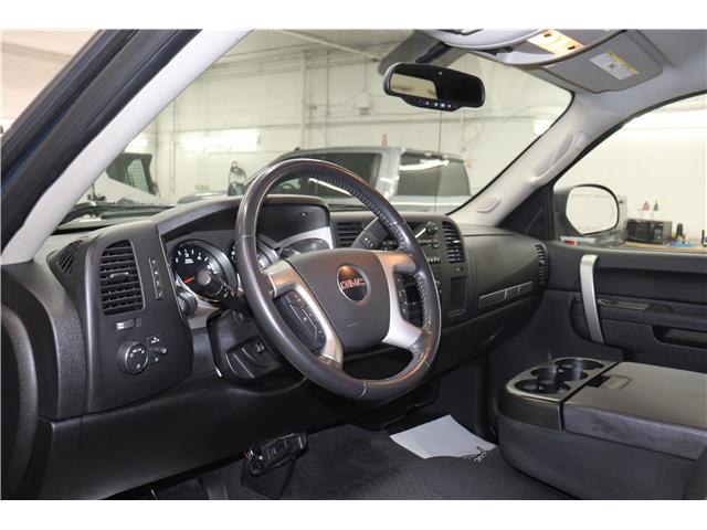 2010 GMC Sierra 1500 SLE (Stk: M7946) in Watrous - Image 17 of 32