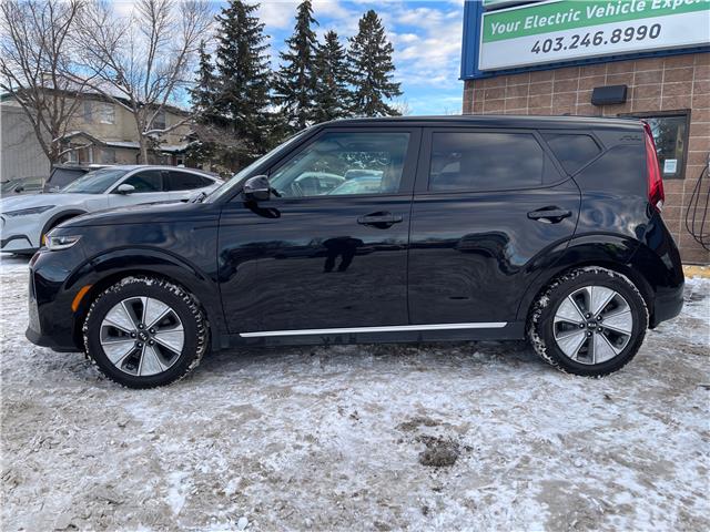 2020 Kia Soul EV EV Limited (Stk: R-20KISBLA5041) in Calgary - Image 2 of 16