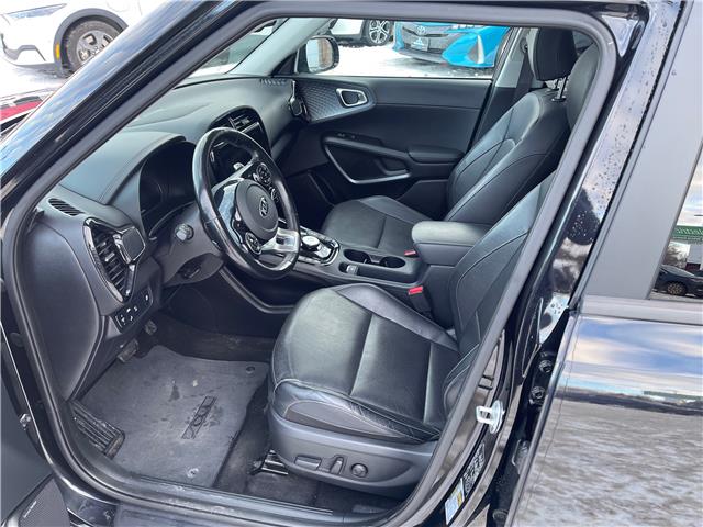 2020 Kia Soul EV EV Limited (Stk: R-20KISBLA5041) in Calgary - Image 11 of 16