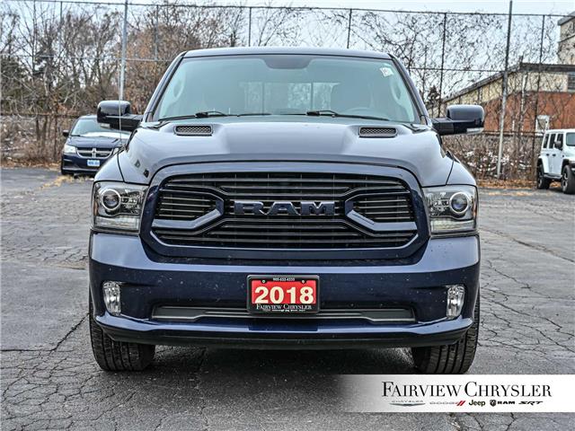 2018 RAM 1500 Sport (Stk: U21438) in Burlington - Image 2 of 31