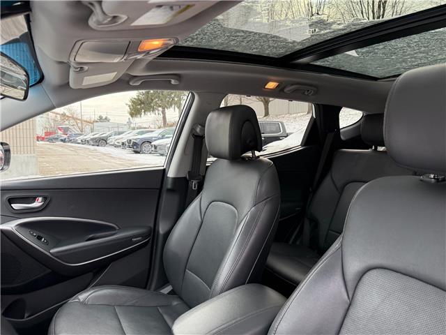 2018 Hyundai Santa Fe Sport 2.0T SE (Stk: 45594A) in Newmarket - Image 11 of 31