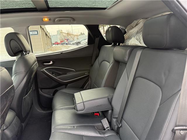 2018 Hyundai Santa Fe Sport 2.0T SE (Stk: 45594A) in Newmarket - Image 13 of 31