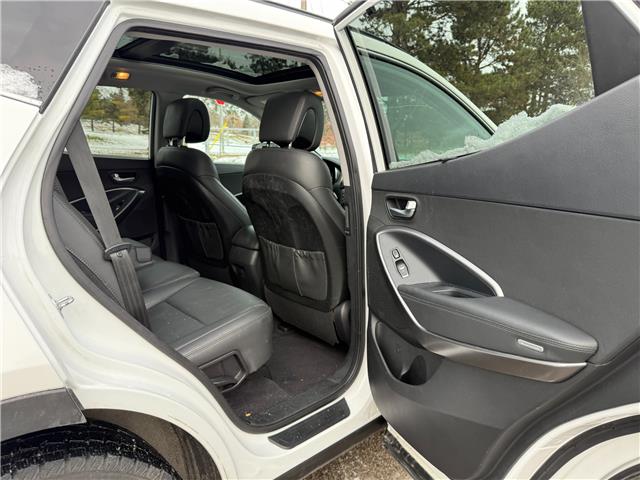 2018 Hyundai Santa Fe Sport 2.0T SE (Stk: 45594A) in Newmarket - Image 14 of 31