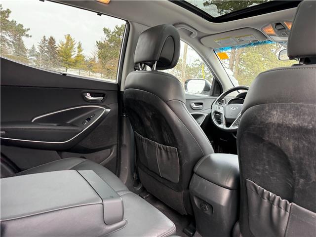 2018 Hyundai Santa Fe Sport 2.0T SE (Stk: 45594A) in Newmarket - Image 16 of 31