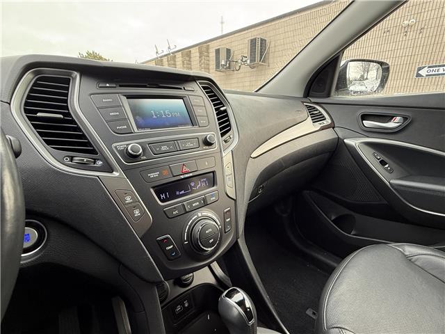 2018 Hyundai Santa Fe Sport 2.0T SE (Stk: 45594A) in Newmarket - Image 27 of 31