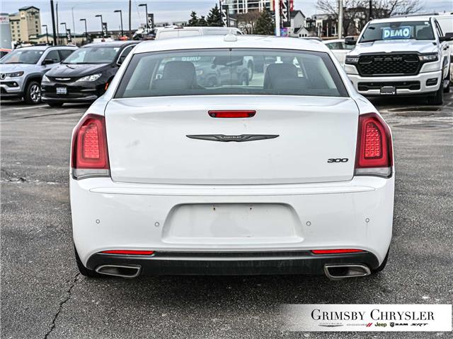 2022 Chrysler 300 Touring L (Stk: U6295) in Grimsby - Image 5 of 31