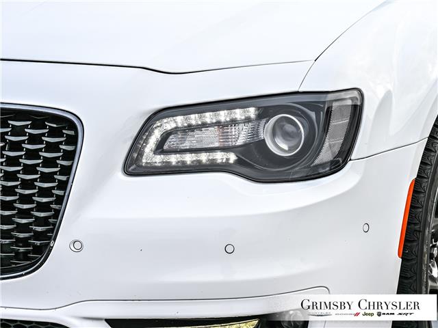 2022 Chrysler 300 Touring L (Stk: U6295) in Grimsby - Image 8 of 31