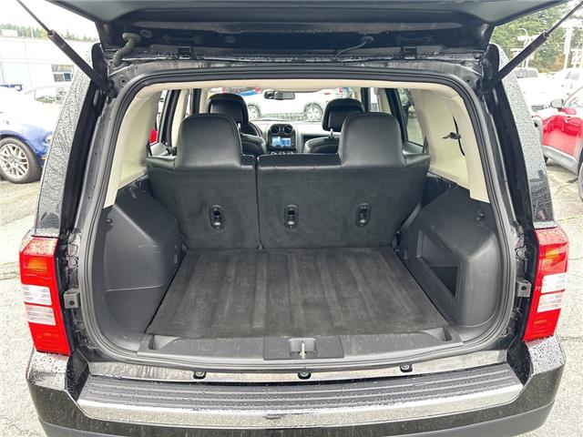 2016 Jeep Patriot Sport/North (Stk: 849682J) in Surrey - Image 13 of 15