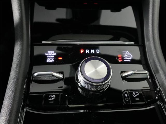 2025 Jeep Grand Cherokee Overland (Stk: 25J256) in Calgary - Image 15 of 21