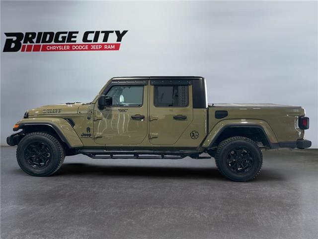 2025 Jeep Gladiator Sport S (Stk: 40729) in Lethbridge - Image 2 of 15