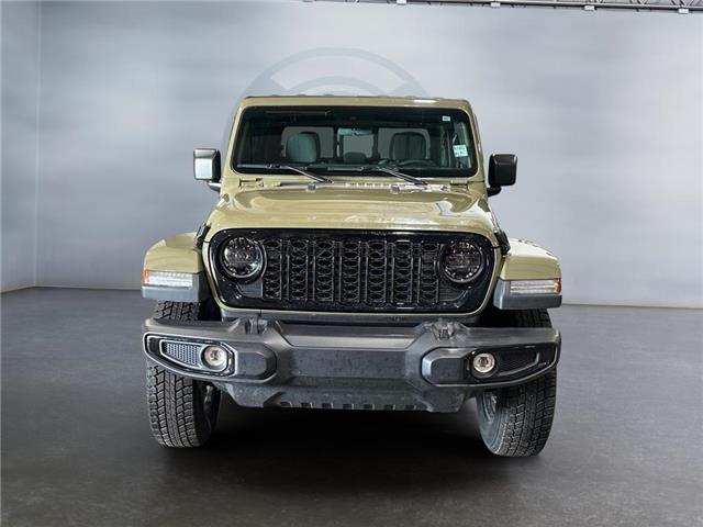 2025 Jeep Gladiator Sport S (Stk: 40729) in Lethbridge - Image 8 of 15