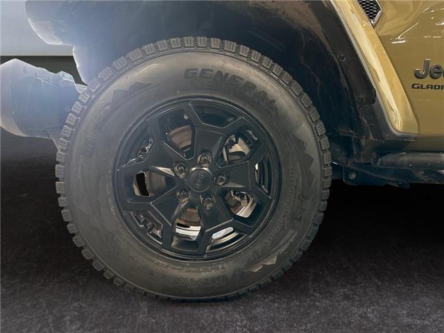 2025 Jeep Gladiator Sport S (Stk: 40729) in Lethbridge - Image 14 of 15