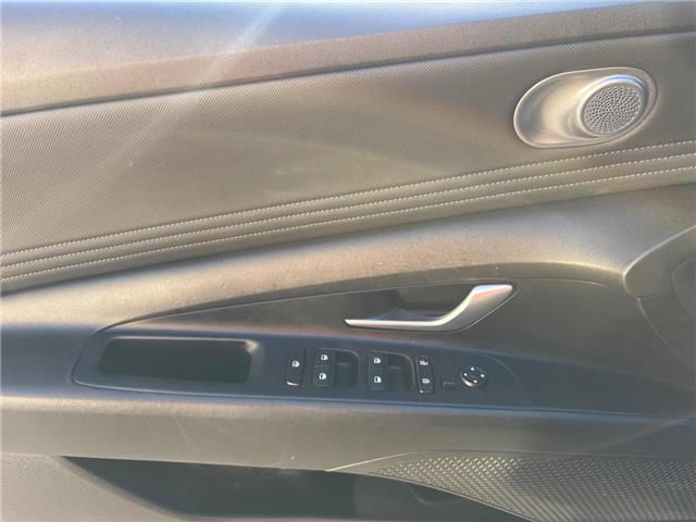 2023 Hyundai Elantra Preferred (Stk: 563867) in Lower Sackville - Image 13 of 21