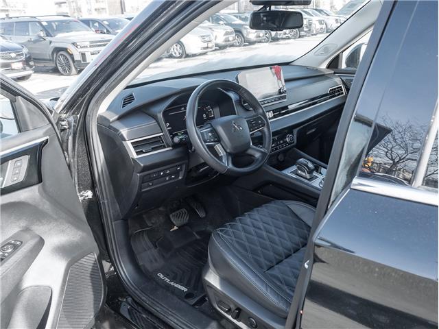 2023 Mitsubishi Outlander Plug-In Hybrid GT (Stk: 23U12379) in North York - Image 10 of 31
