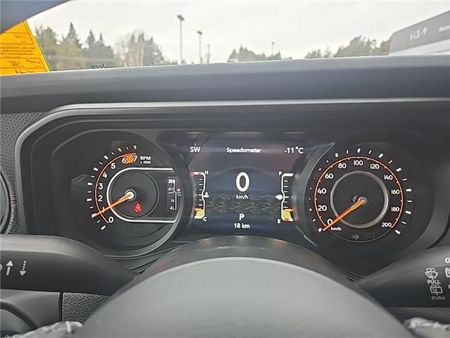 2026 Jeep Wrangler Rubicon (Stk: T035) in Miramichi - Image 9 of 11