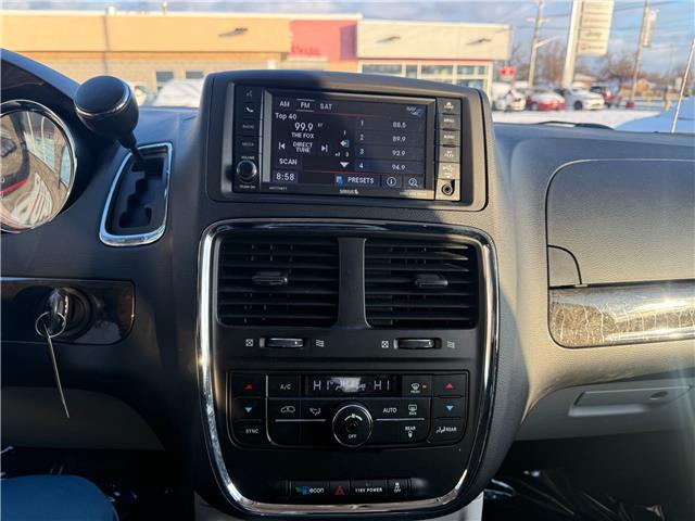 2017 Dodge Grand Caravan Crew in Sarnia - Image 14 of 21