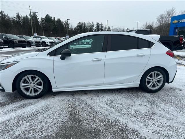 2017 Chevrolet Cruze Hatch LT Auto (Stk: 250711A) in Ottawa - Image 2 of 26
