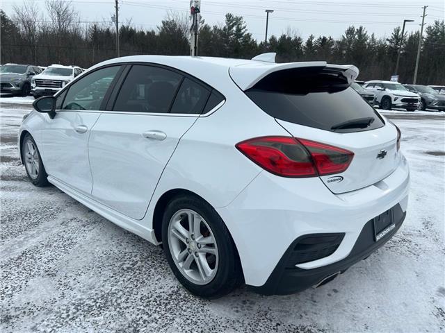 2017 Chevrolet Cruze Hatch LT Auto (Stk: 250711A) in Ottawa - Image 3 of 26