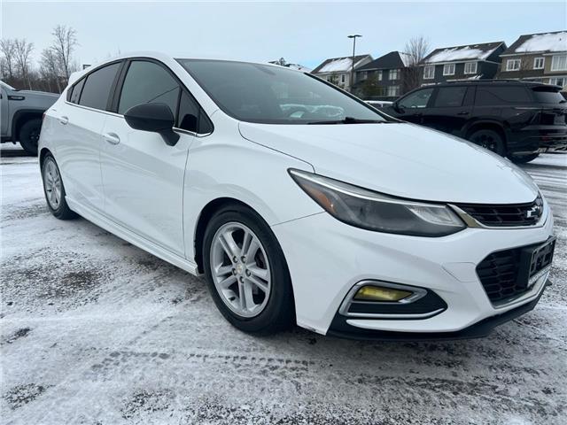 2017 Chevrolet Cruze Hatch LT Auto (Stk: 250711A) in Ottawa - Image 7 of 26