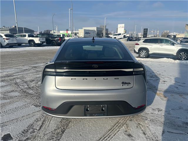 2026 Toyota Prius Plug-In Hybrid SE (Stk: 261012) in Regina - Image 4 of 17