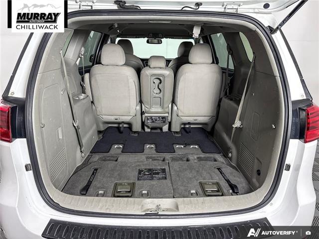 2020 Kia Sedona LX (Stk: P3485) in Chilliwack - Image 13 of 36