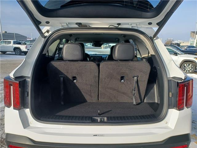 2024 Kia Sorento 2.5T EX (Stk: 227493) in Regina - Image 9 of 20