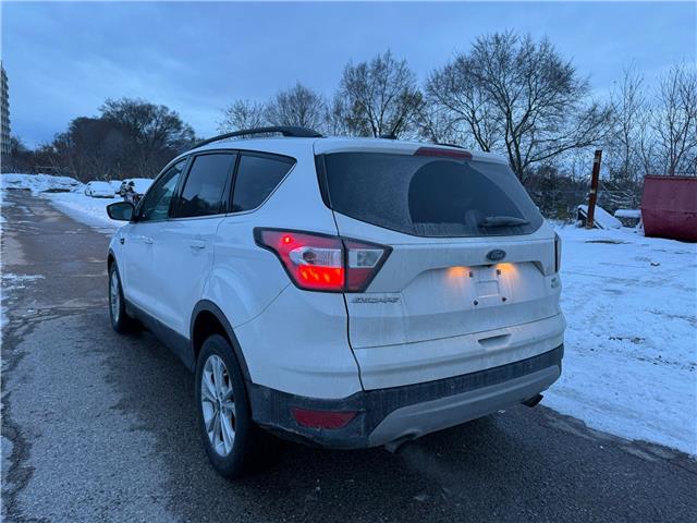 2017 Ford Escape SE (Stk: 35150) in London - Image 5 of 8